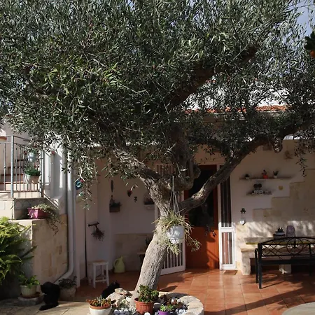 Lanterna Conversano