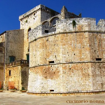 Lanterna Willa Conversano